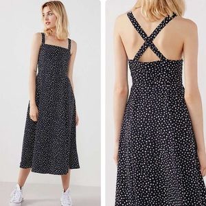 Kimchi Blue Square Neck Cross Back Midi Dress